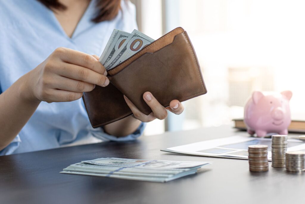 特定技能「介護」の平均給与は月額約22万円